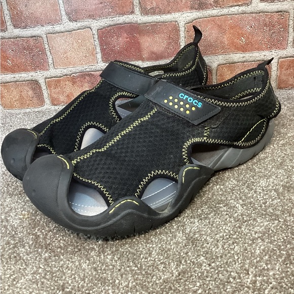 Crocs Men’s Swiftwater Mesh Deck Sandals size 13 main image 4
